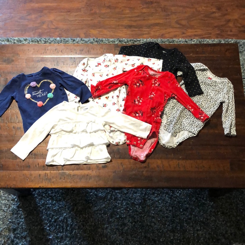 Lot of 6️⃣ long sleeve body suits/shirts!